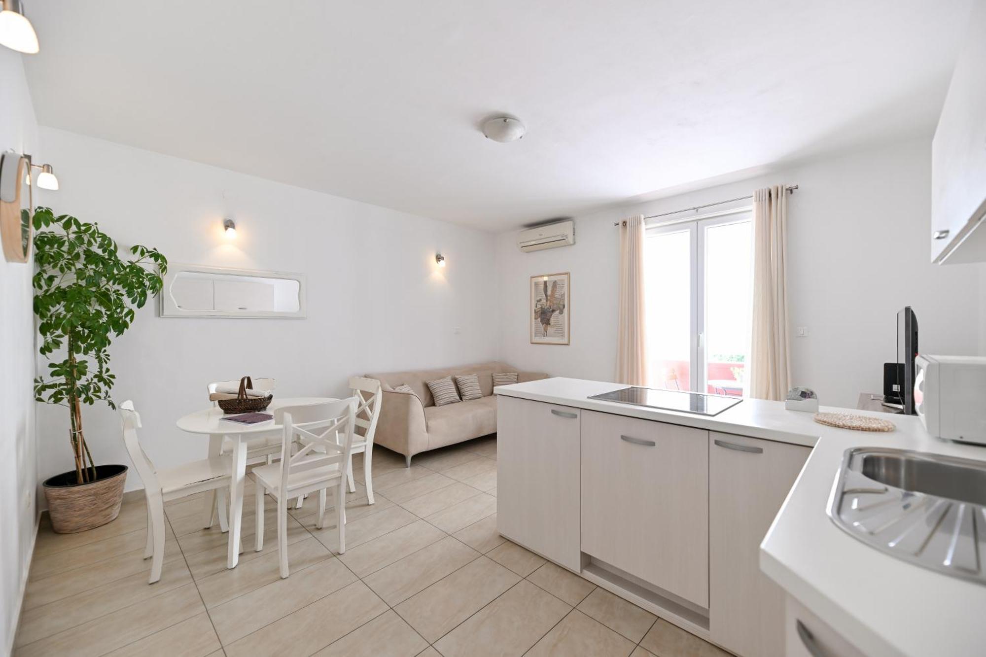 Near Zadar City Center Apartment With Free Parking And Air Condition In Each Room Ngoại thất bức ảnh